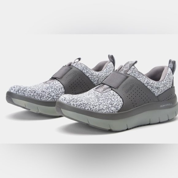 Sold - Picture 2 of 7